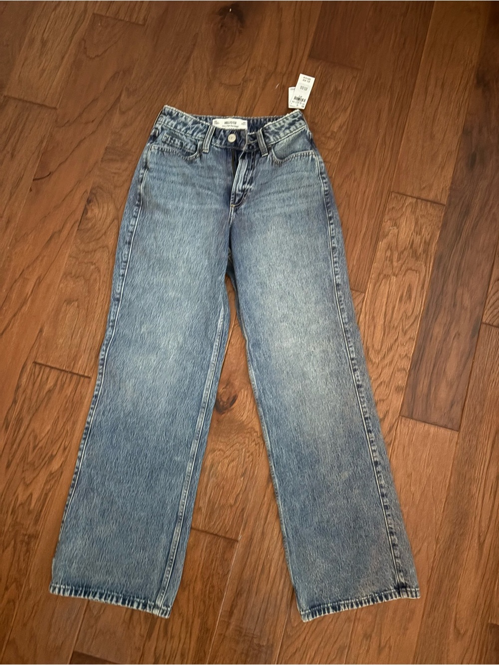 Hollister Straight-Leg Jeans in Light Blue Wash